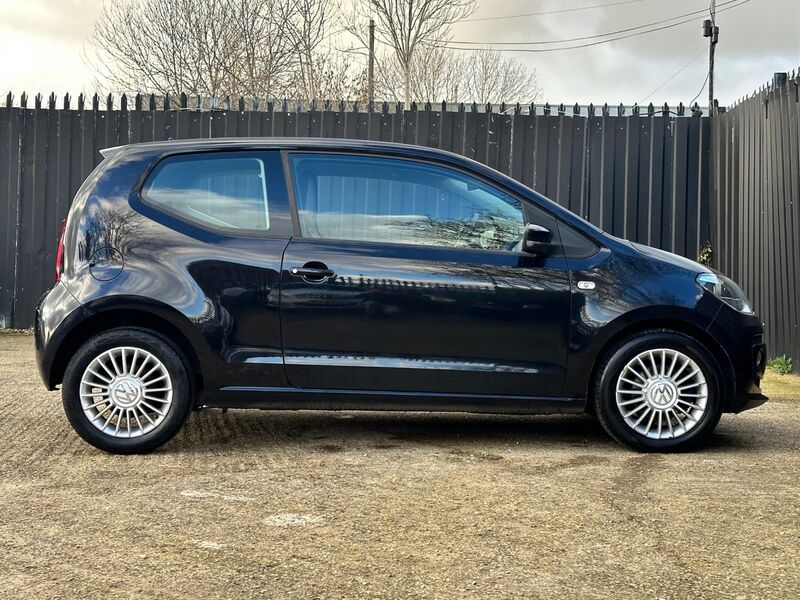 View VOLKSWAGEN UP 1.0 High up! Euro 5 3dr