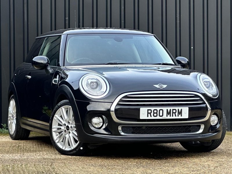 MINI HATCH