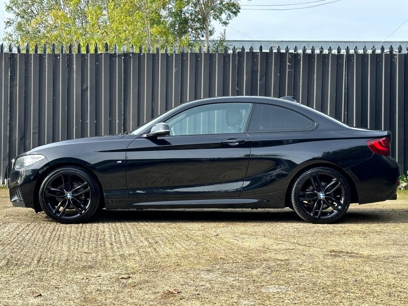 BMW 2 SERIES