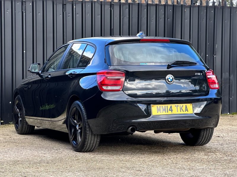 BMW 1 SERIES