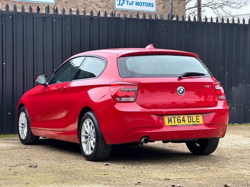 BMW 1 SERIES