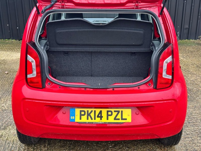 VOLKSWAGEN UP