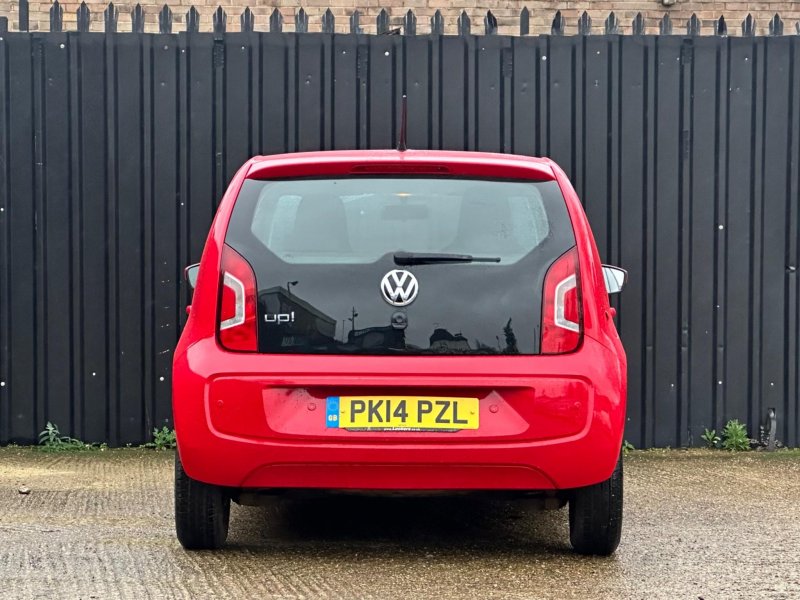 VOLKSWAGEN UP