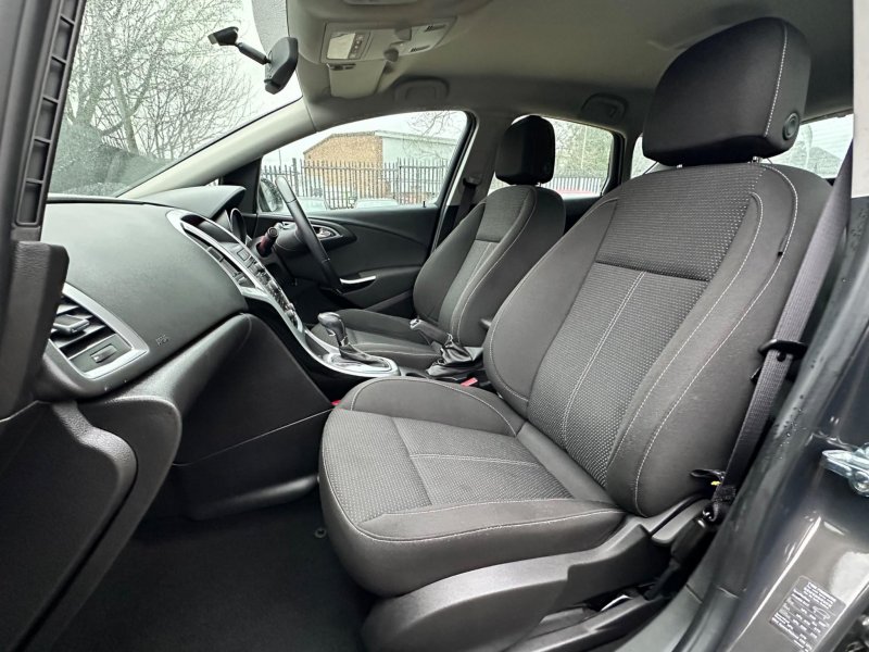 VAUXHALL ASTRA