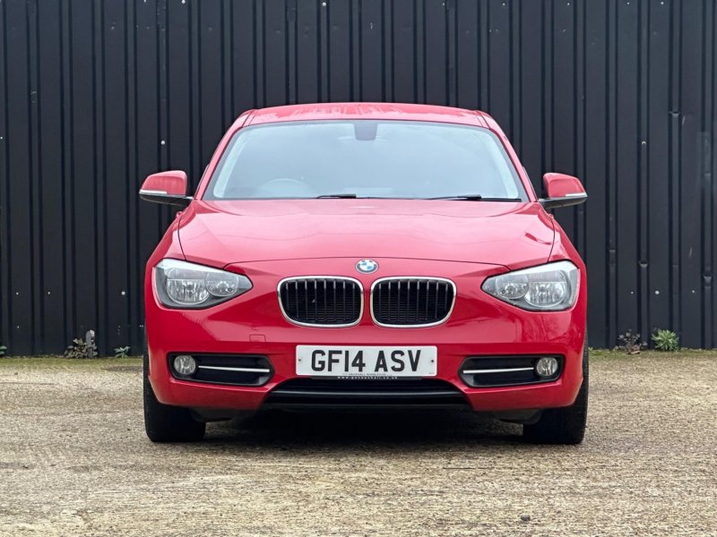 BMW 1 SERIES