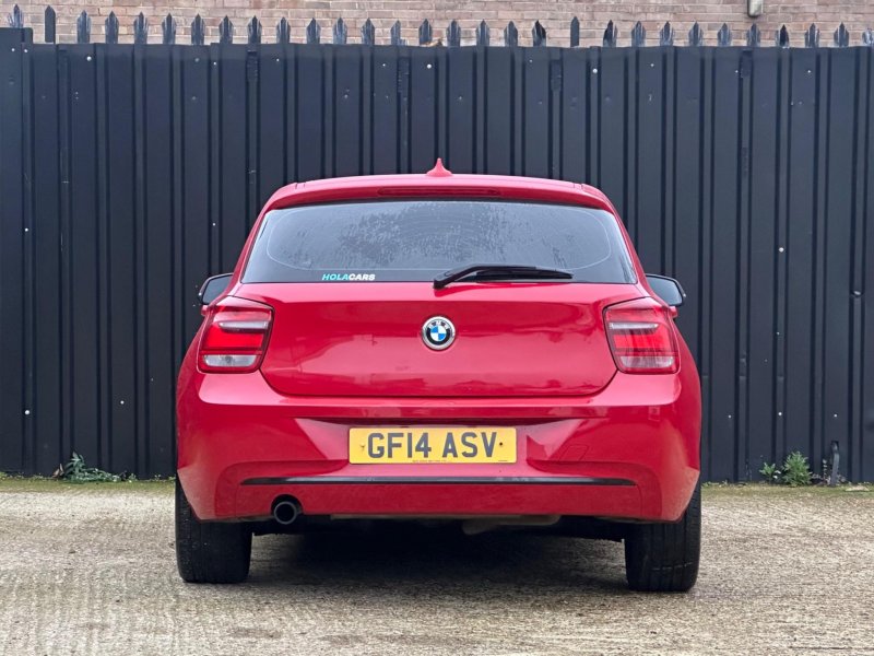 BMW 1 SERIES