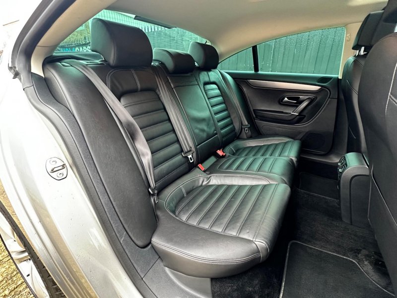 VOLKSWAGEN CC