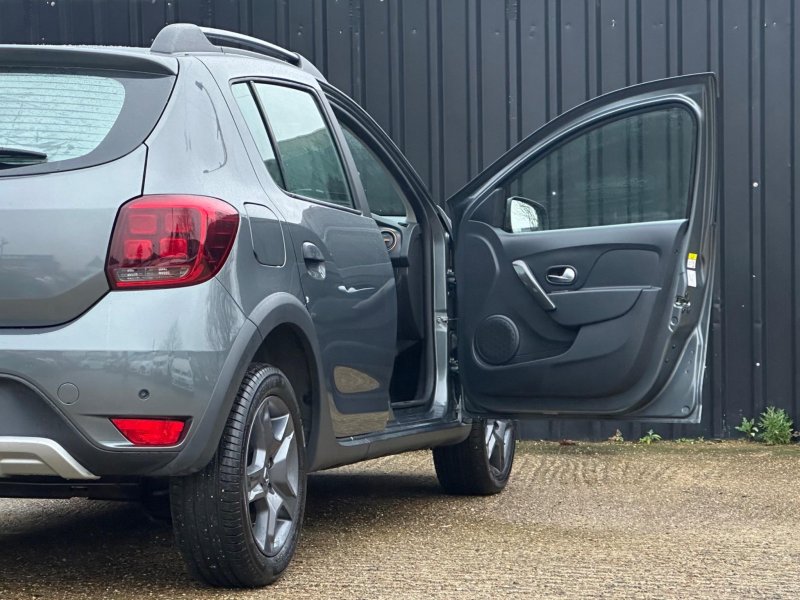 DACIA SANDERO STEPWAY