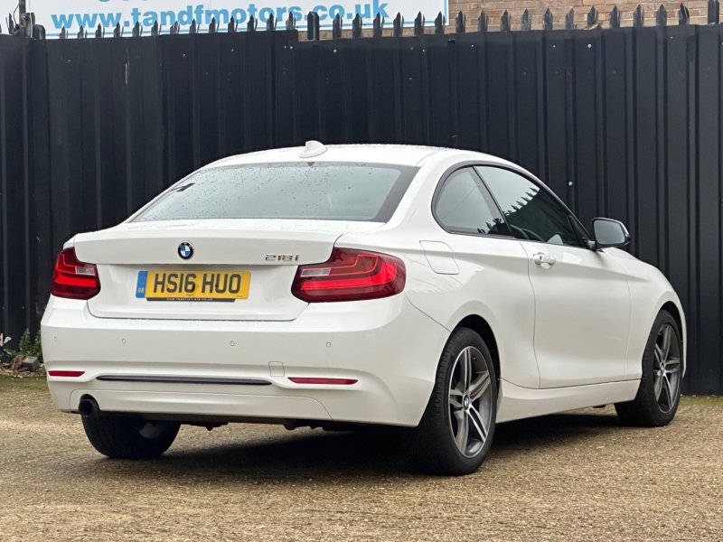 BMW 2 SERIES