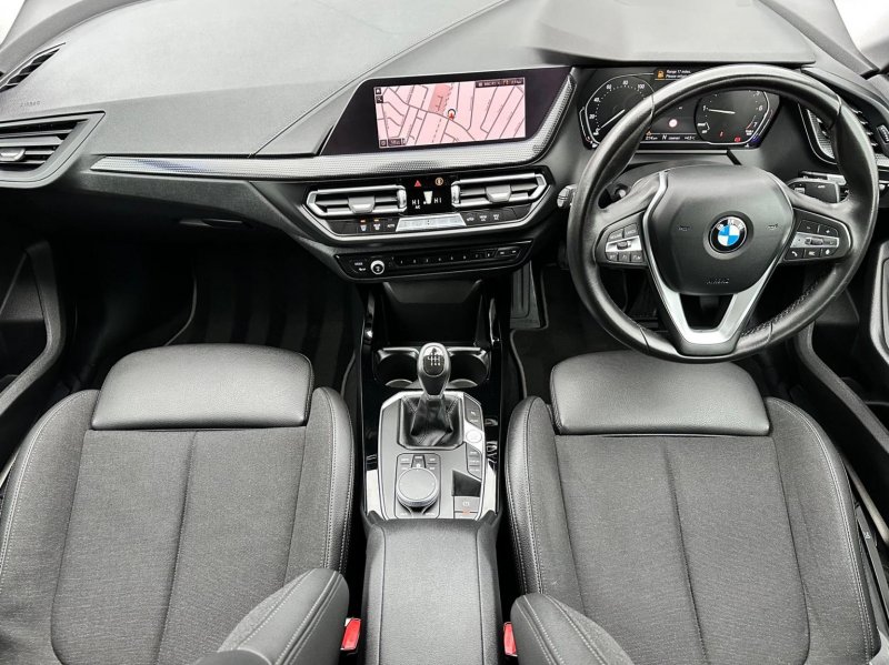 View BMW 2 SERIES 1.5 218i Sport Euro 6 (s/s) 4dr