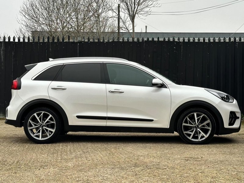 KIA NIRO