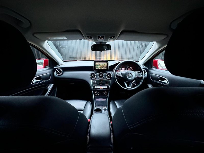 MERCEDES-BENZ A CLASS