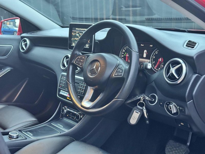 MERCEDES-BENZ A CLASS