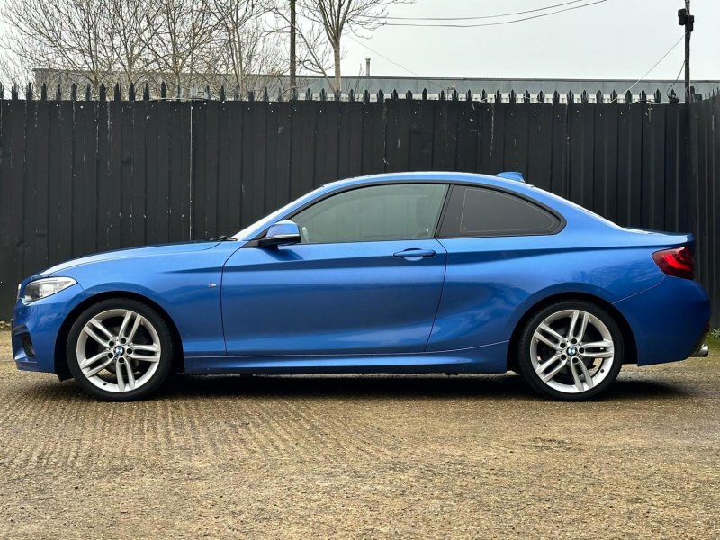 BMW 2 SERIES