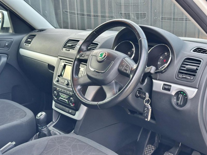 SKODA YETI
