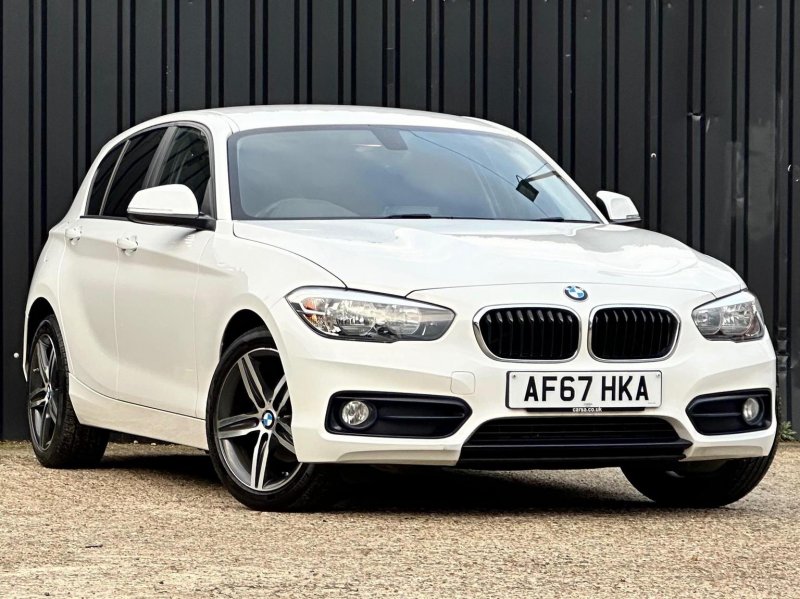 BMW 1 SERIES