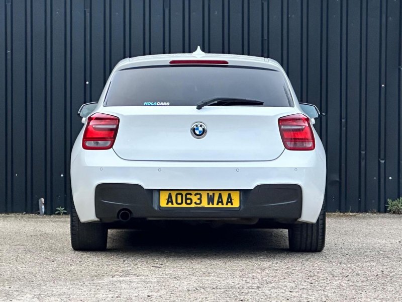 BMW 1 SERIES