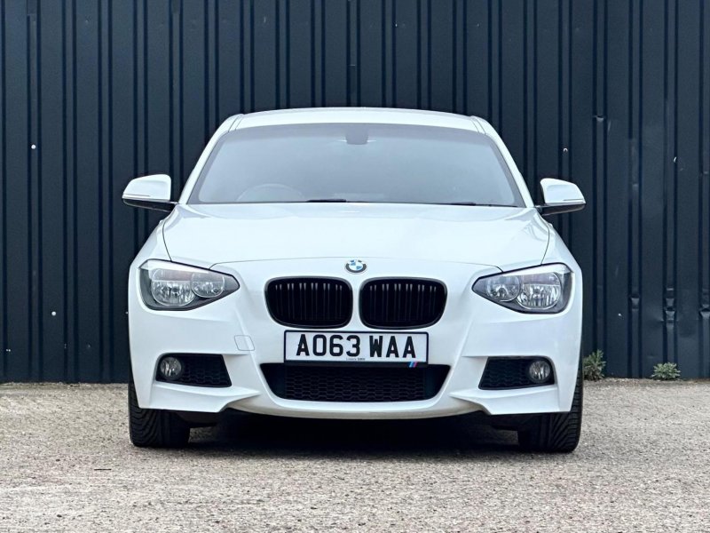 BMW 1 SERIES