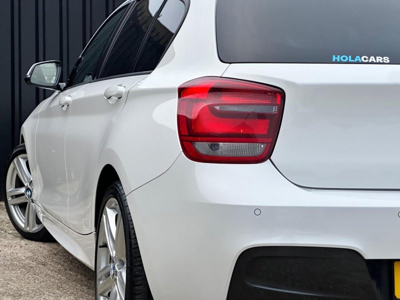 BMW 1 SERIES