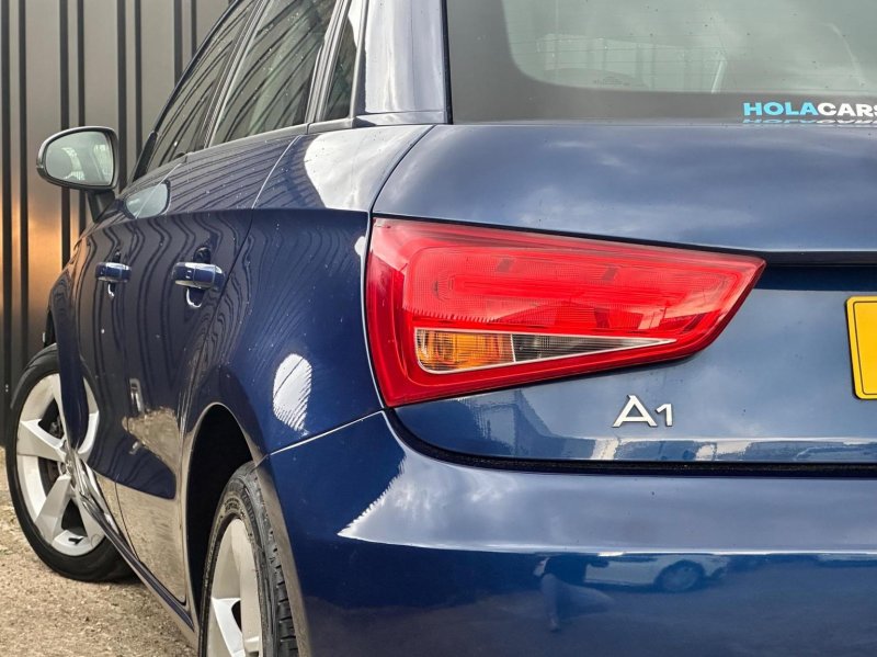 AUDI A1