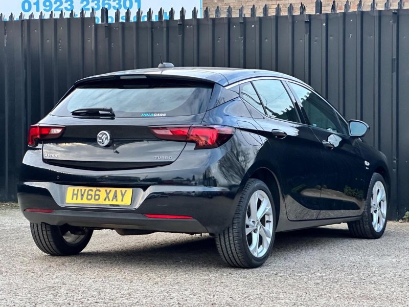 VAUXHALL ASTRA
