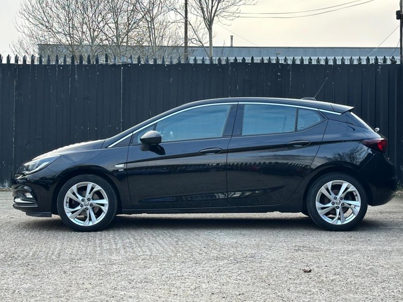 VAUXHALL ASTRA