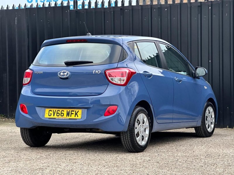 HYUNDAI I10