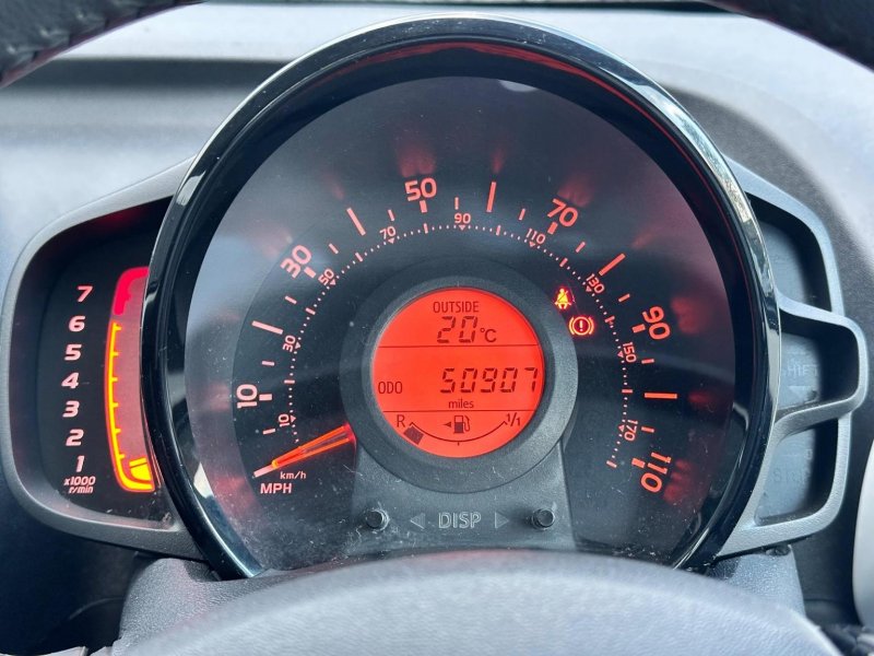 TOYOTA AYGO