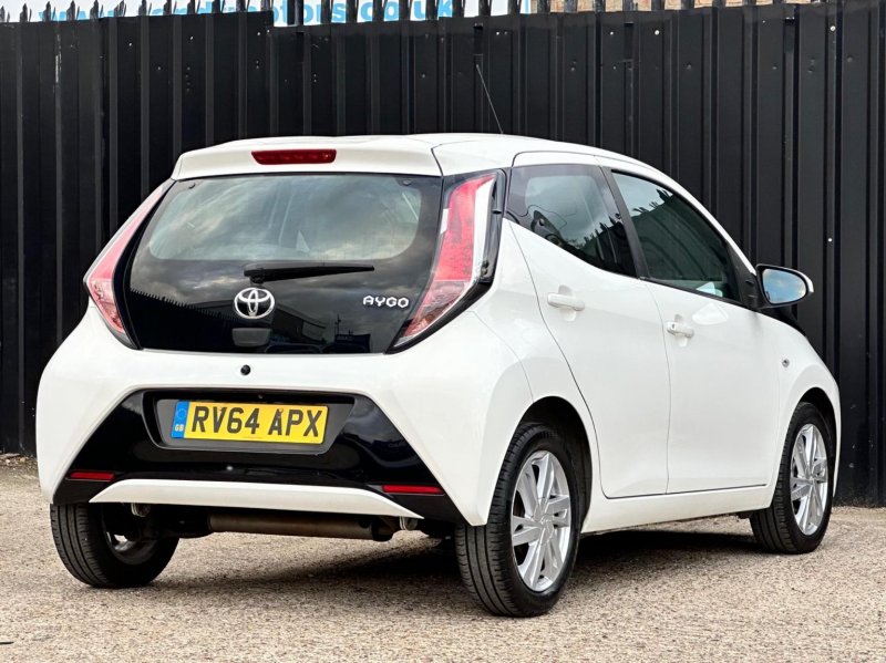 TOYOTA AYGO