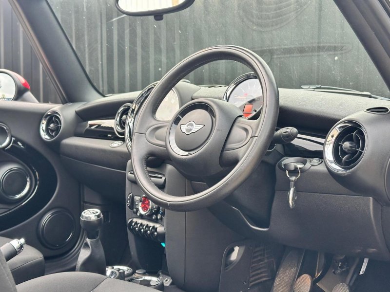 MINI CONVERTIBLE