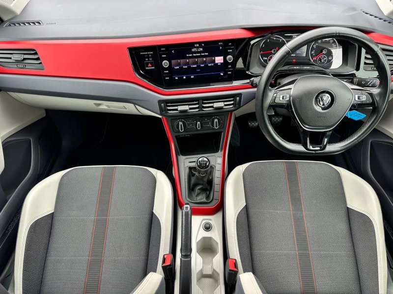 View VOLKSWAGEN POLO 1.0 TSI beats Euro 6 (s/s) 5dr