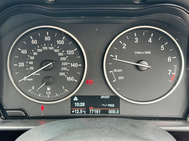 BMW 1 SERIES