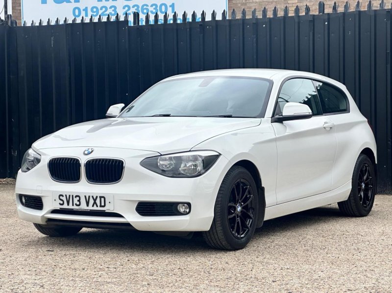 BMW 1 SERIES