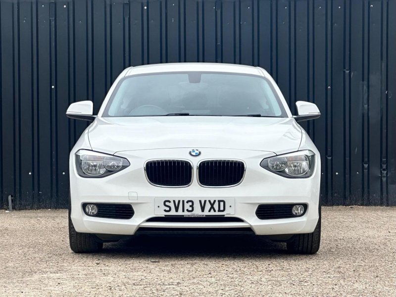 BMW 1 SERIES