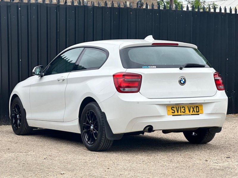 BMW 1 SERIES