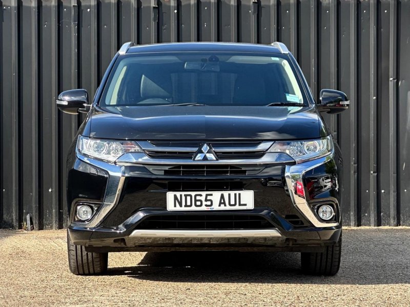 View MITSUBISHI OUTLANDER 2.0h 12kWh GX3h+ CVT 4WD Euro 6 (s/s) 5dr