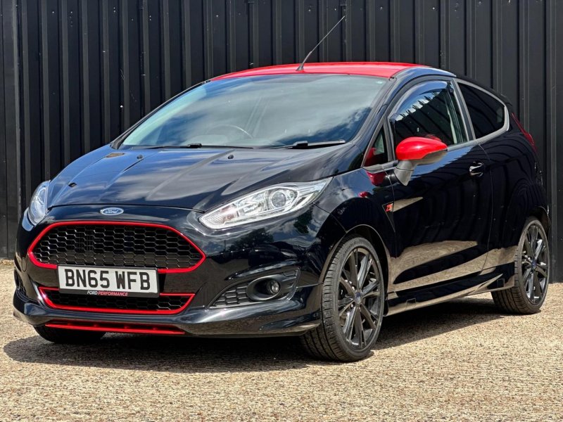 View FORD FIESTA 1.0T EcoBoost Zetec S Euro 6 (s/s) 3dr