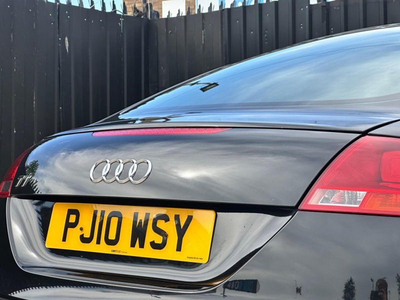 AUDI TT