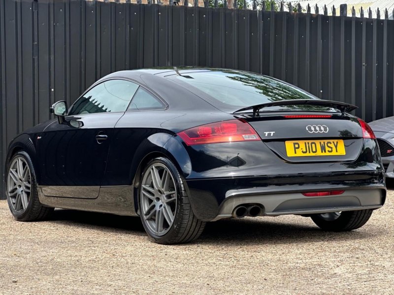 AUDI TT