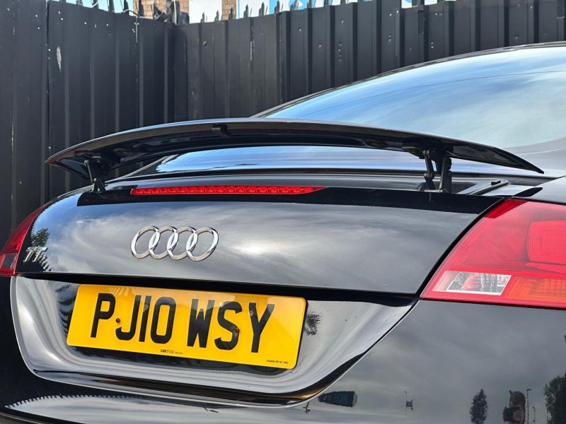 AUDI TT