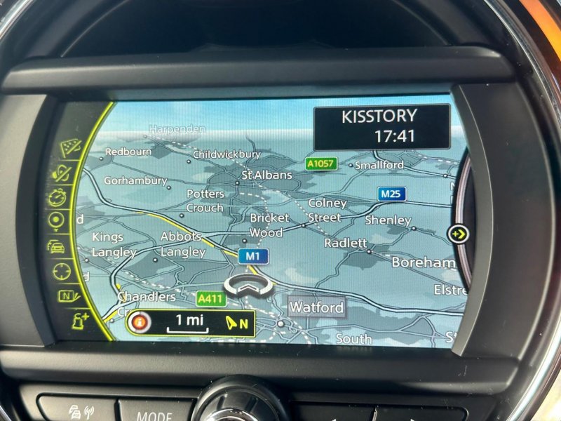 View MINI HATCH 1.5 One Euro 6 (s/s) 3dr
