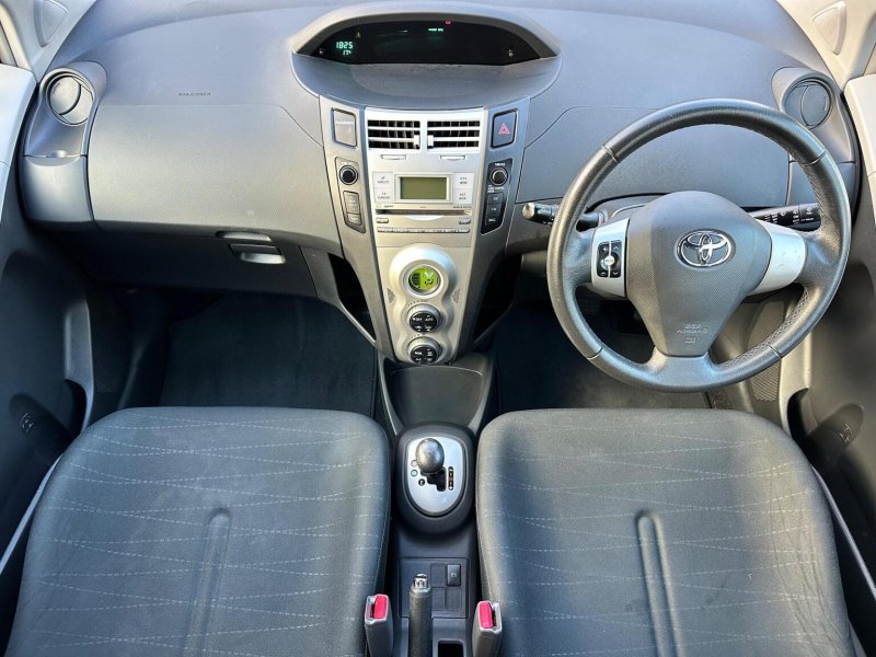 View TOYOTA YARIS 1.3 T Spirit Multimode 5dr