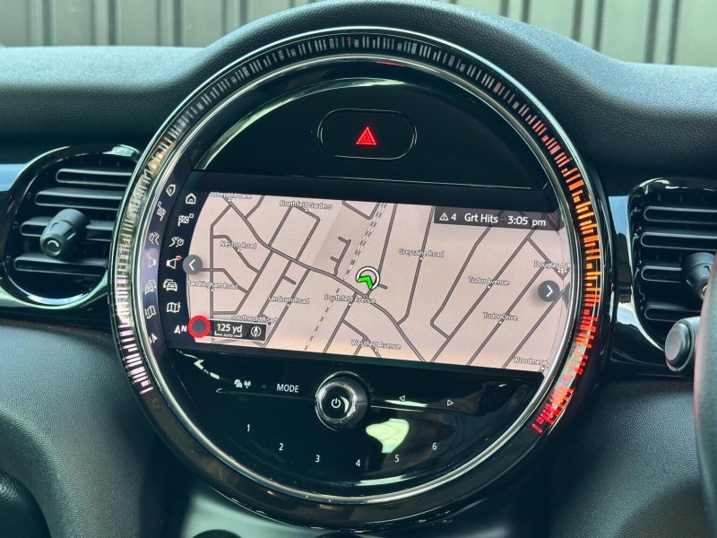 View MINI HATCH 2.0 Cooper S Classic Euro 6 (s/s) 3dr