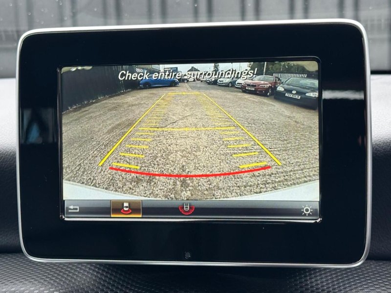 View MERCEDES-BENZ A CLASS 1.6 A160 SE Euro 6 (s/s) 5dr