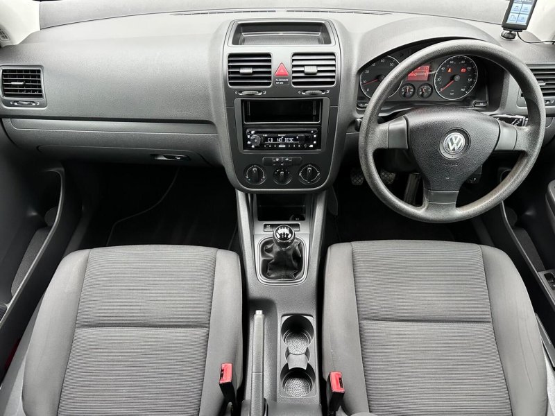 View VOLKSWAGEN GOLF 1.4 S 5dr